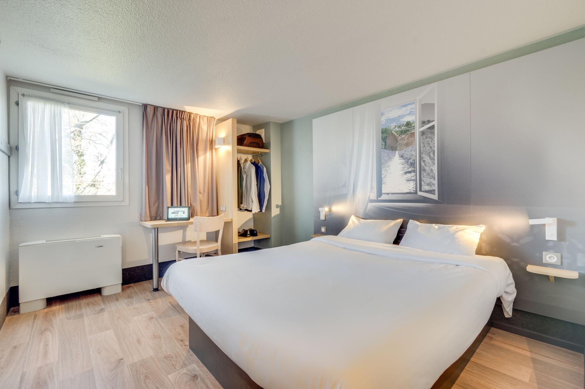 B&B Hotel Frejus Puget-Sur-Argens Екстериор снимка