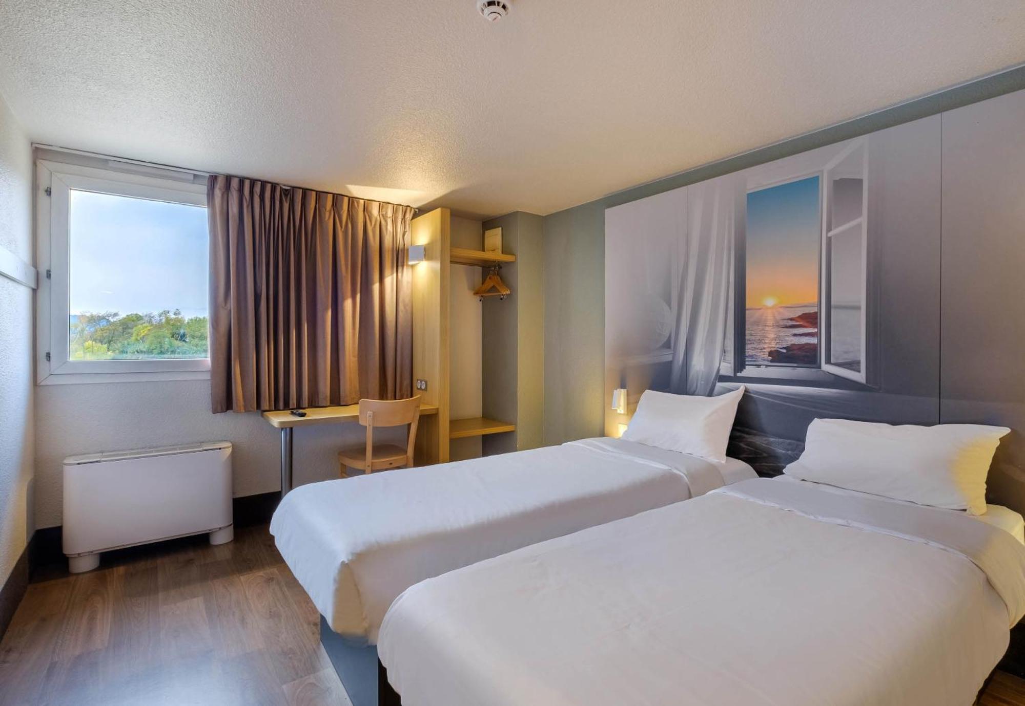 B&B Hotel Frejus Puget-Sur-Argens Екстериор снимка