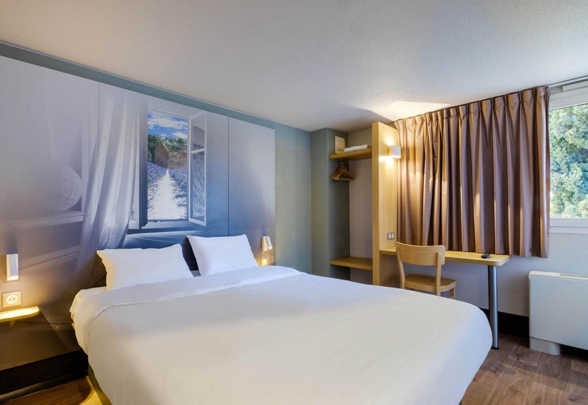 B&B Hotel Frejus Puget-Sur-Argens Екстериор снимка